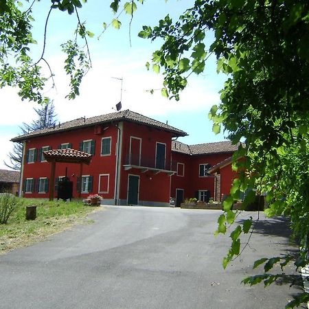 آستي B&B Cascina Rossa المظهر الخارجي الصورة